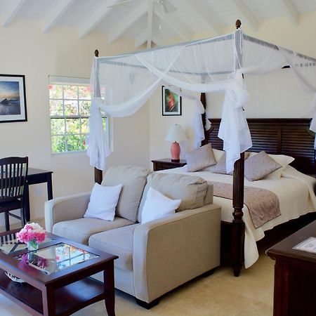 Gunpowder House & Suites English Harbour ภายนอก รูปภาพ