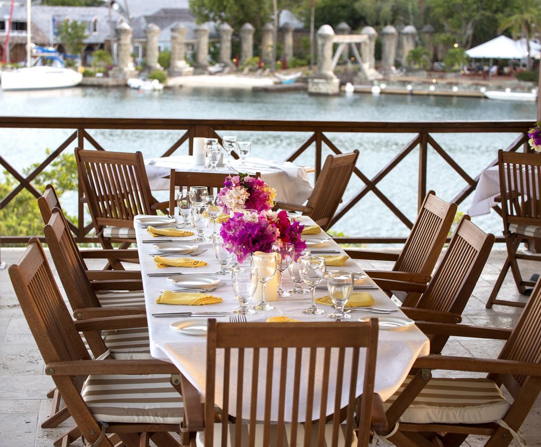 Gunpowder House & Suites English Harbour ภายนอก รูปภาพ