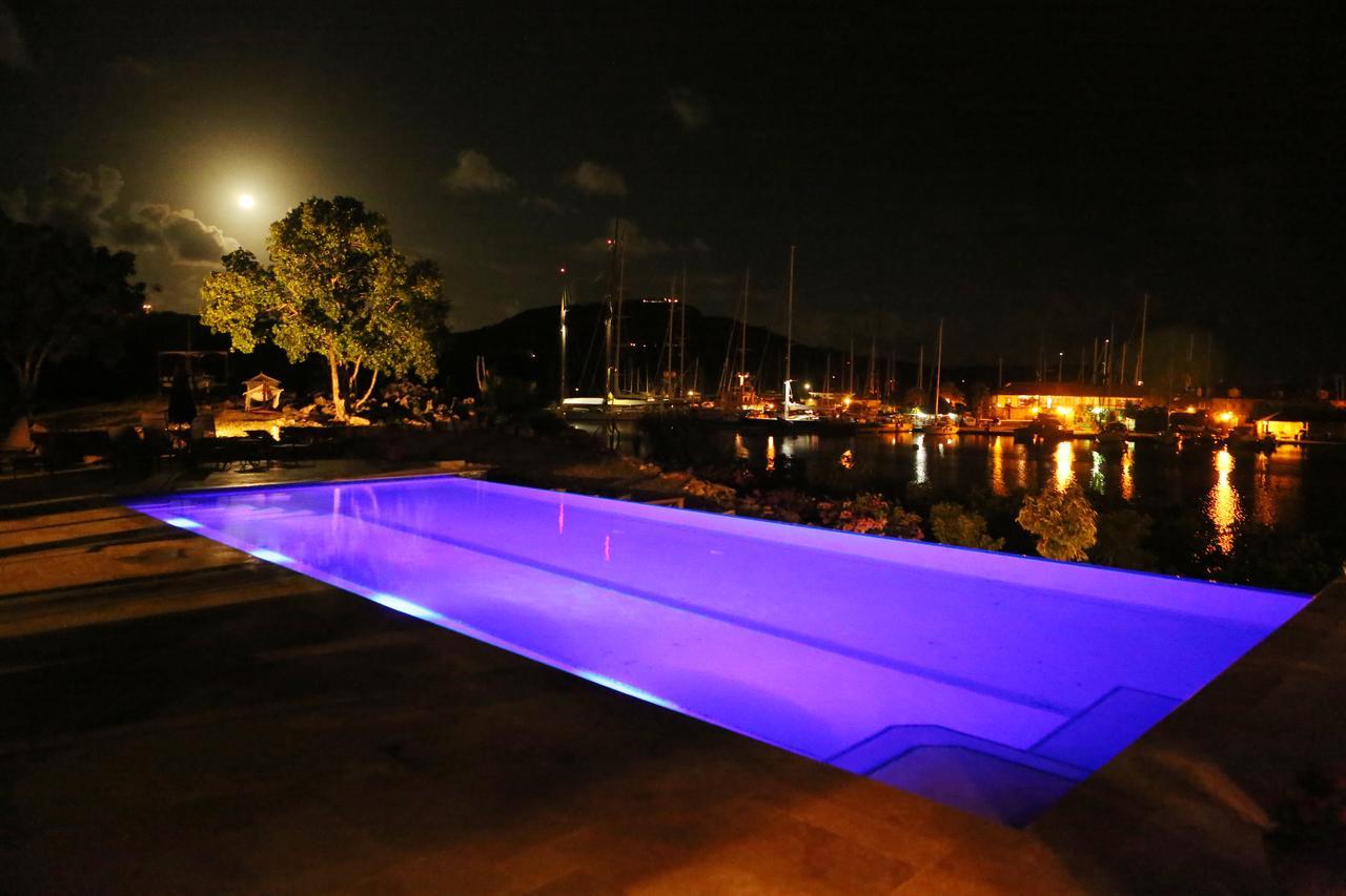 Gunpowder House & Suites English Harbour ภายนอก รูปภาพ