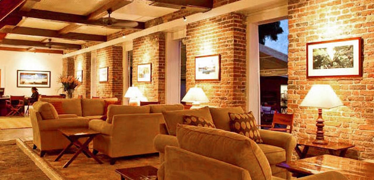 Gunpowder House & Suites English Harbour ภายนอก รูปภาพ