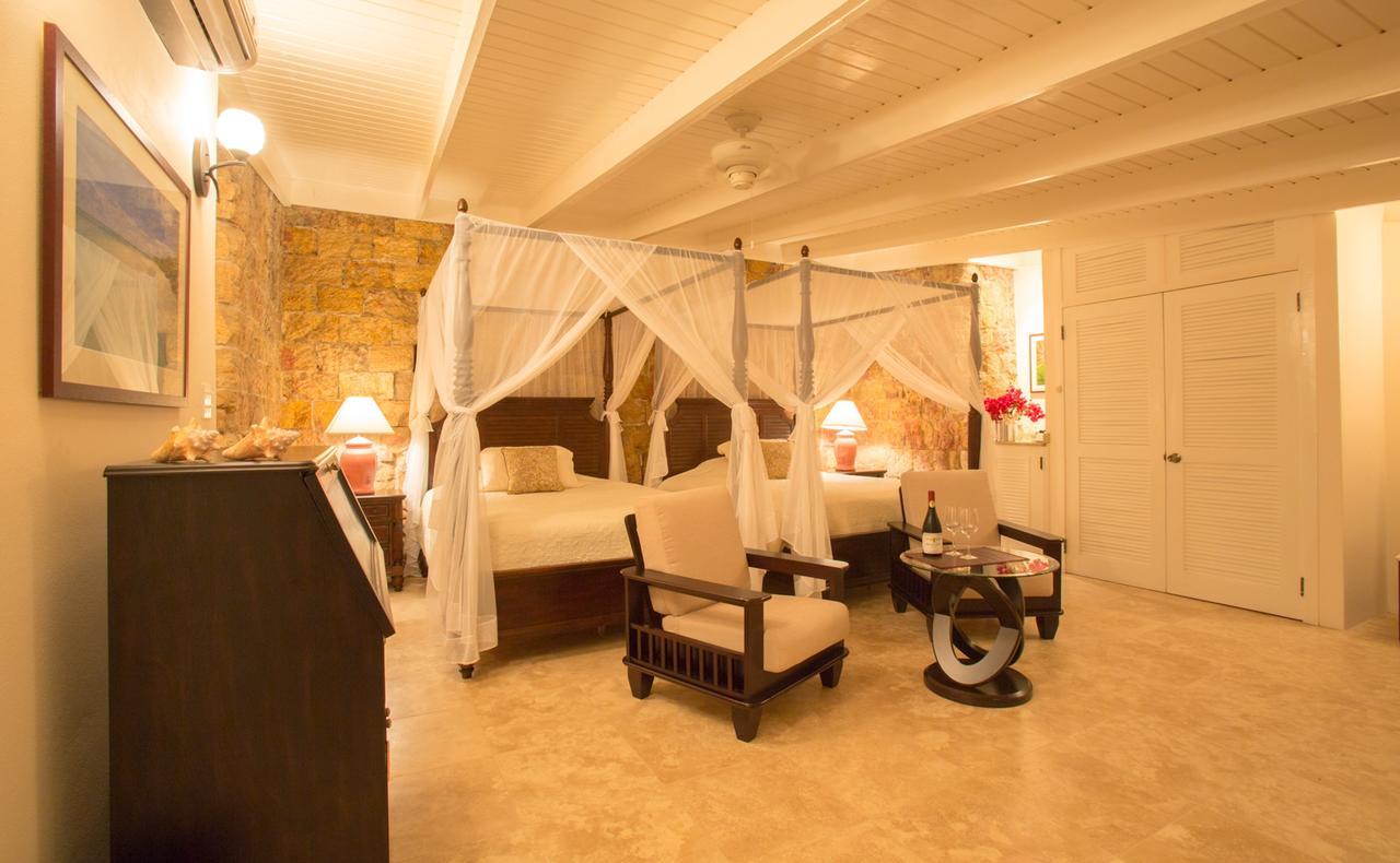 Gunpowder House & Suites English Harbour ภายนอก รูปภาพ